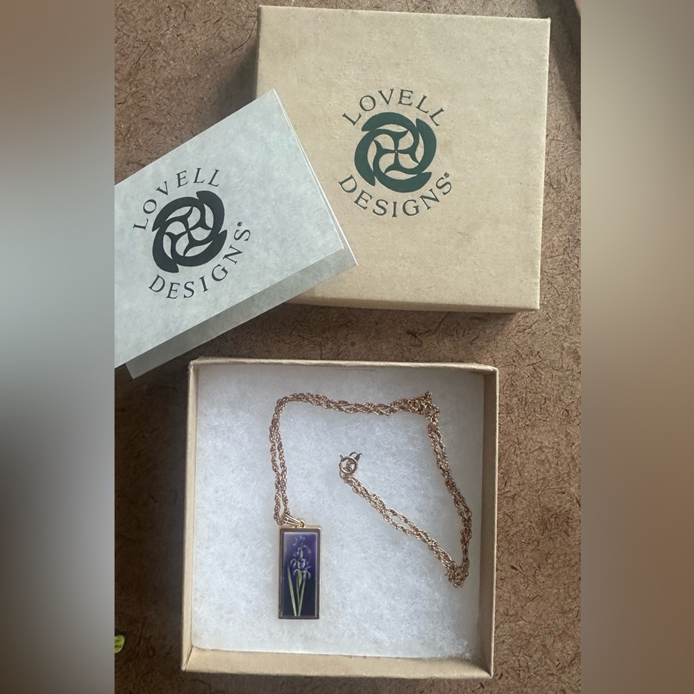 LOVELL DESIGNS IRIS PENDANT IN-BOX